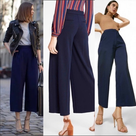 LOFT Pants - LOFT Navy Wide Leg Crop Pants Size 0